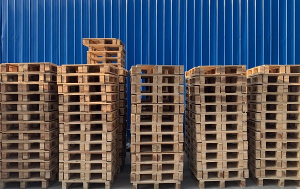 建华木托盘摆放技巧